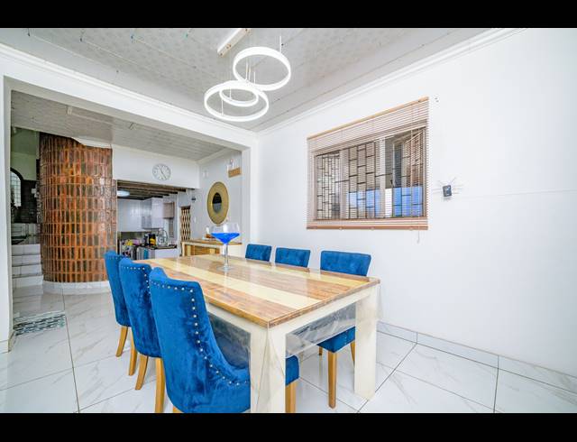 4 BEDROOM HOUSE FOR SALE IN MOUNT VERNON